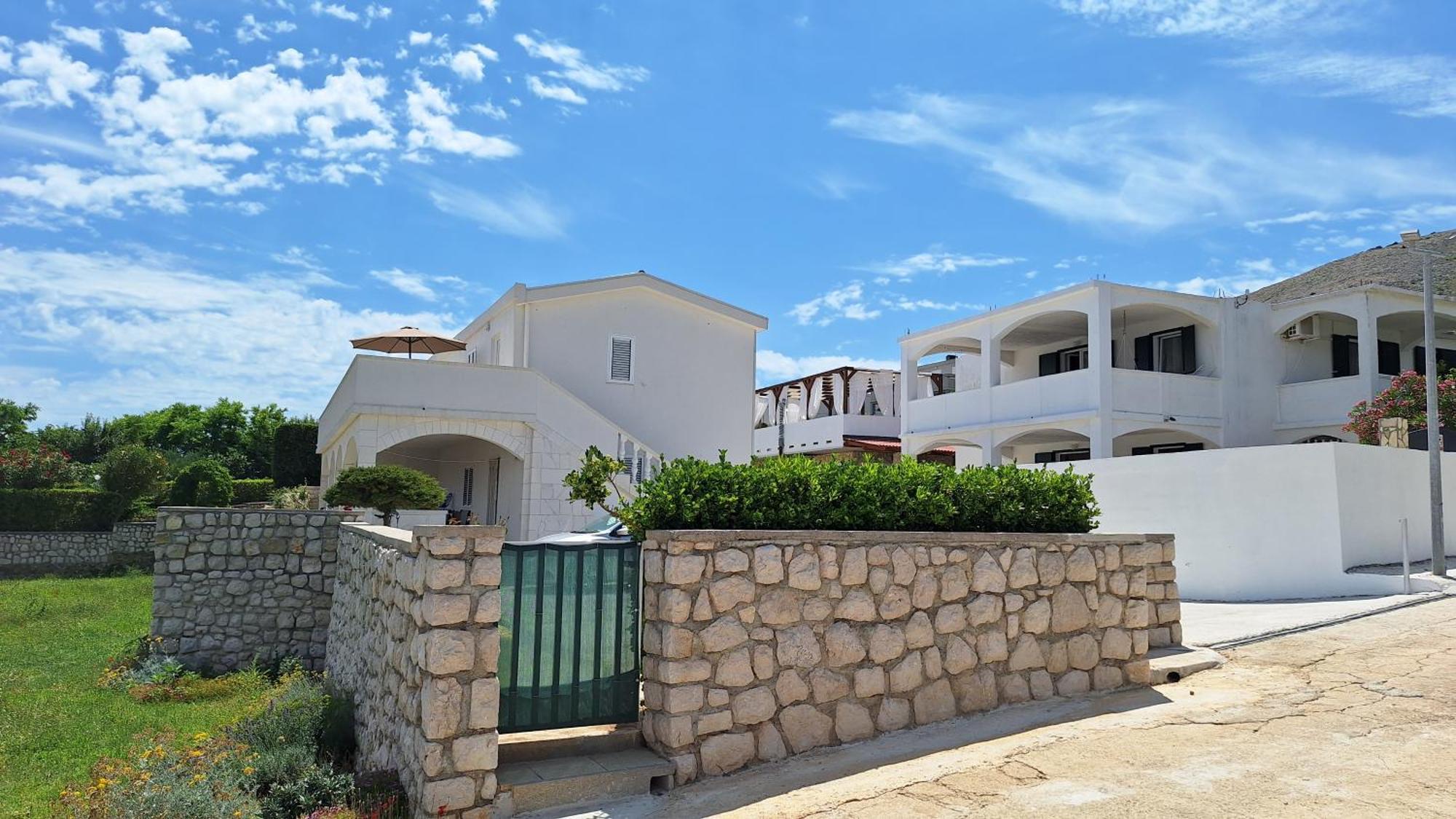 Sunny Bi-Pi Apartment Pag Town Exterior foto